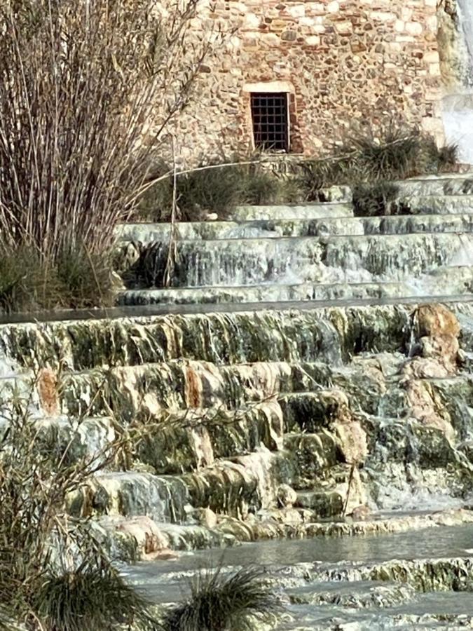 Vacanze Terme Di Saturnia Montemerano Eksteriør billede
